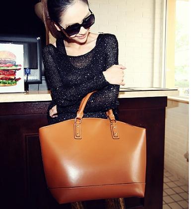 หมดค่ะกระเป๋าแฟชั่นMaomao รุ่นM03-046 กระเป๋าใบนี้ ถูกออกแบบได้เก๋ และดูดี ปากกระเป๋าดีไซน์โค้งมนสวย